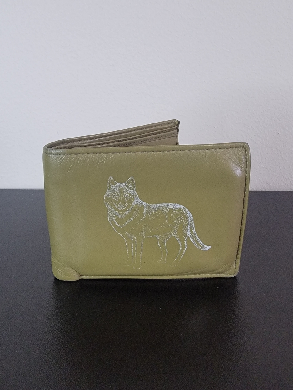 Men's Olive Green Leather Wallet with Wolf Design